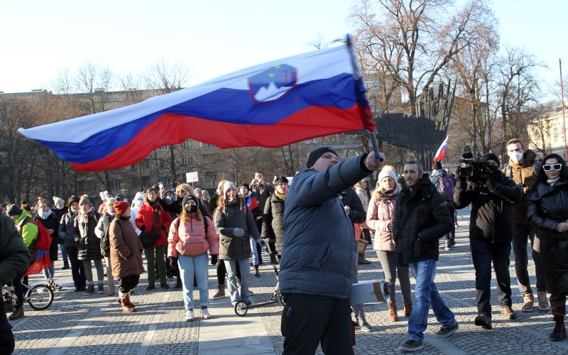 protesti, trg-republike