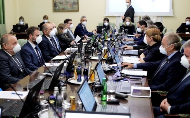 vlada_foto_twitter_vlade_rs.jpg