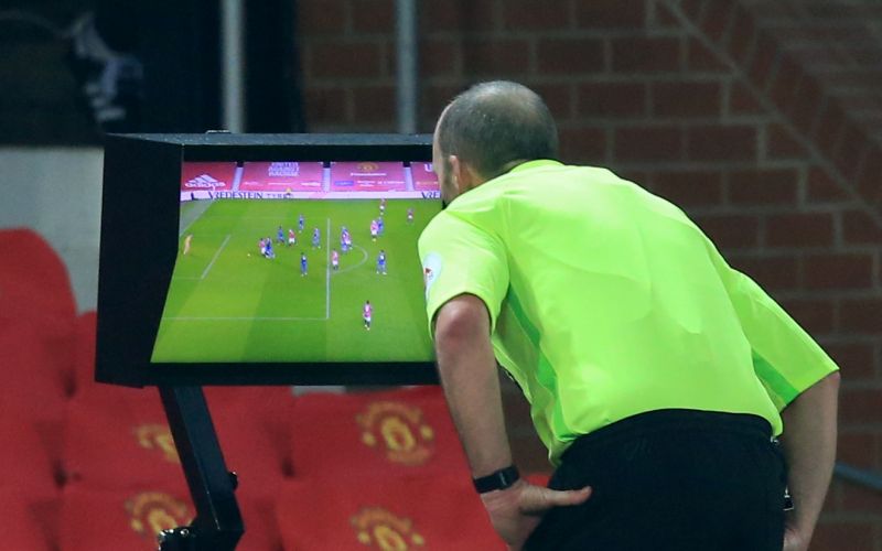mike dean.JPG
