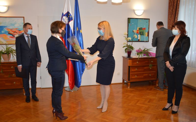 helena-jaklitsch, generalni-konzulat-v-monoštru, obisk-ministrice
