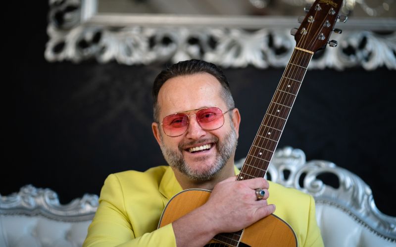 Miki Vlahovič