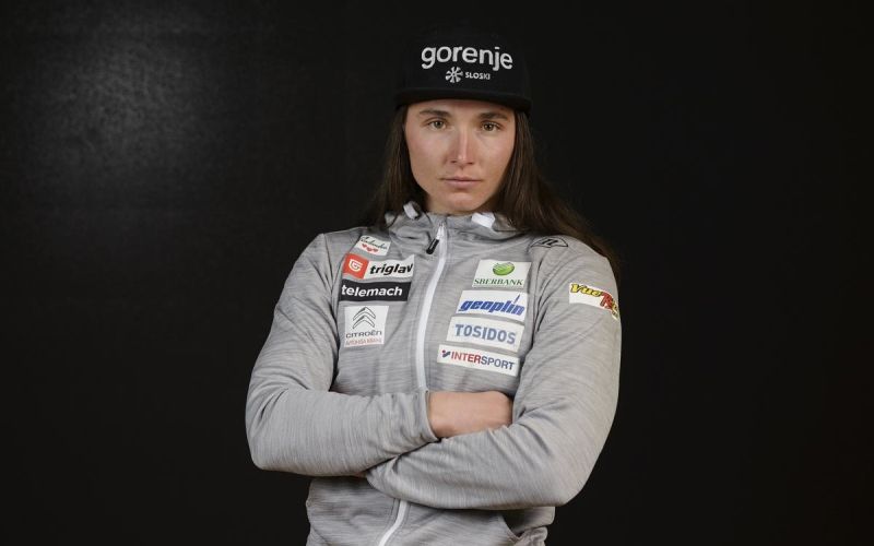 Eva Urevc Foto SloSki.jpg