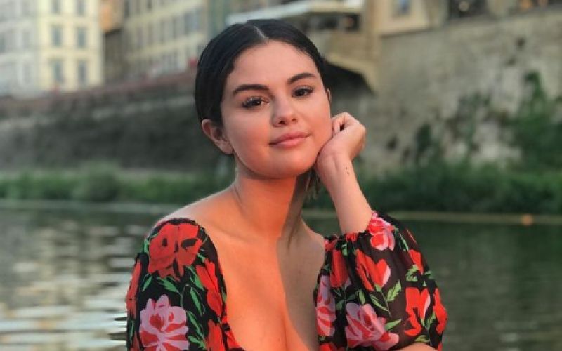 Selena Gomez .png