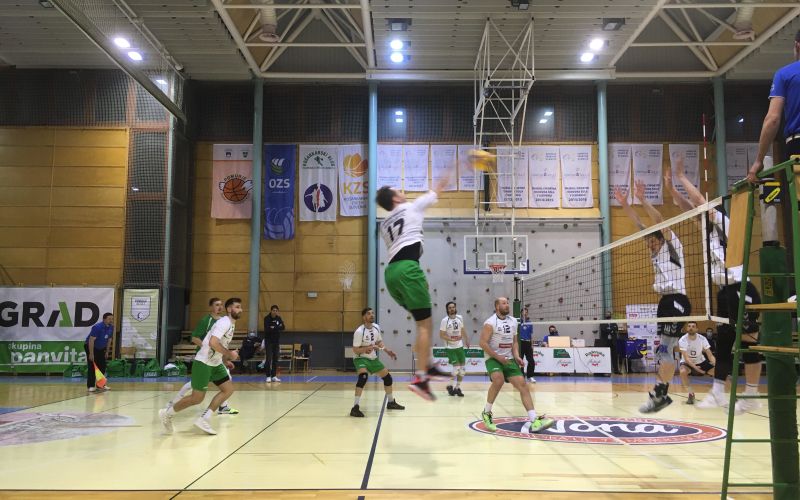 odbojka, četrtfinale-državnega-prvenstva-v-odbojki, panvita-calcit-volley, 1-:-3