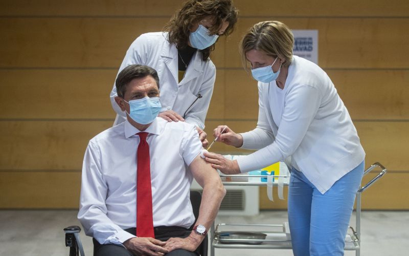cepljenje, borut pahor.jpg