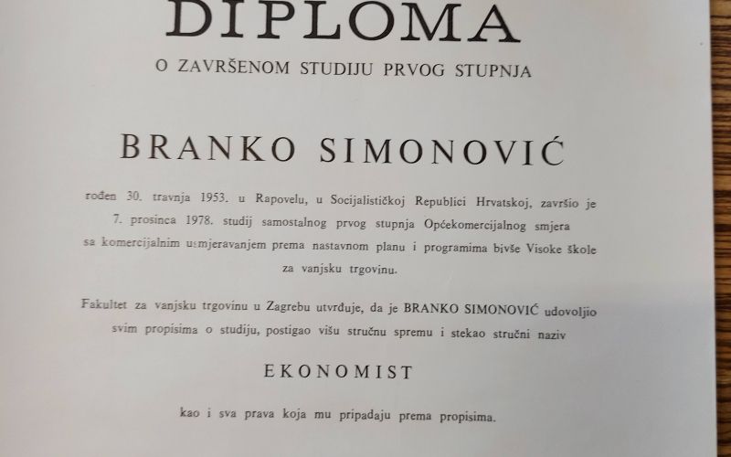 Simonovič, diploma
