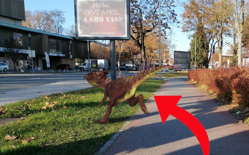 center dino2.png