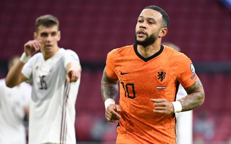 depay nizozemska re.JPG