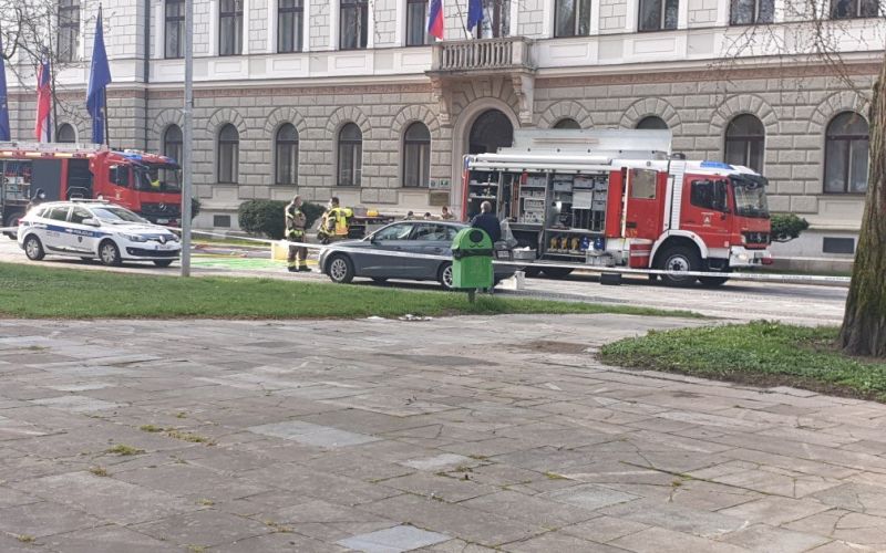 sumljiva pošiljka, urad predsednika slovenije, predsedniška palača