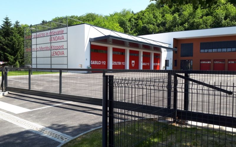 centerlendava21.jpg