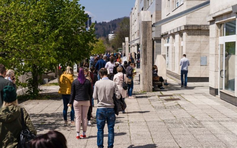 hitri-test, ljubljana, testiranje, kolona
