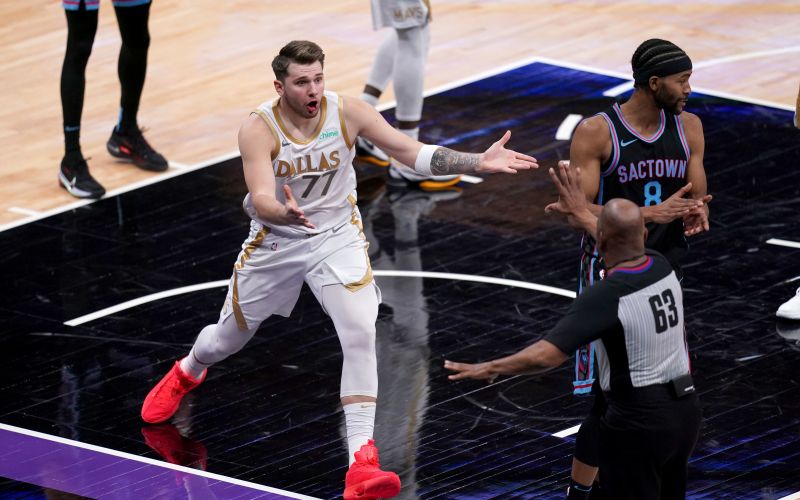 luka doncic sacramento.JPG