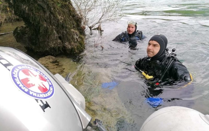potapljači, iskanje, neretva.jpg