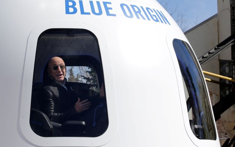 Jeff Bezos, Blue Origin