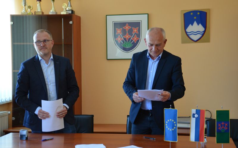 občina-šalovci, legartis, podpis-gradbene-pogodbe, ekonomsko-poslovna-cona-šalovci