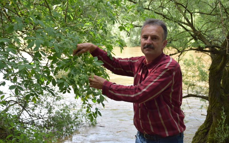 Kmetija Čarička, Emil Bedekovič