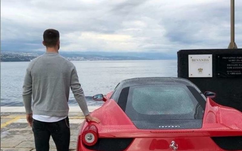 sporar ferrari.jpeg