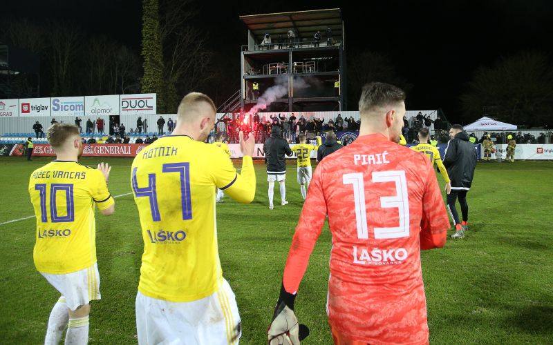 poteg kotnik piric gw.jpg