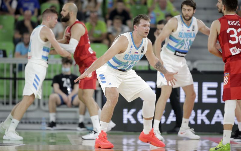 doncic slovenija af.JPG