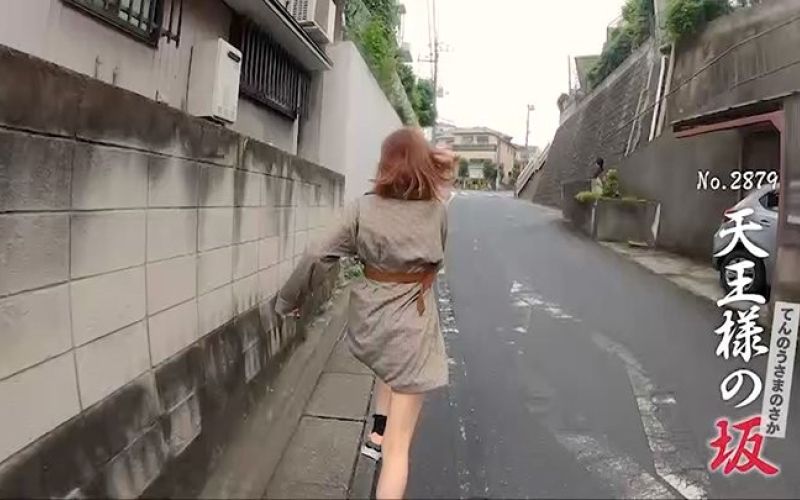 Zenryokuzaka.jpg