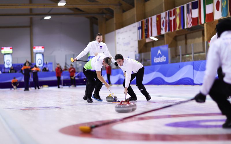 curling.jpg