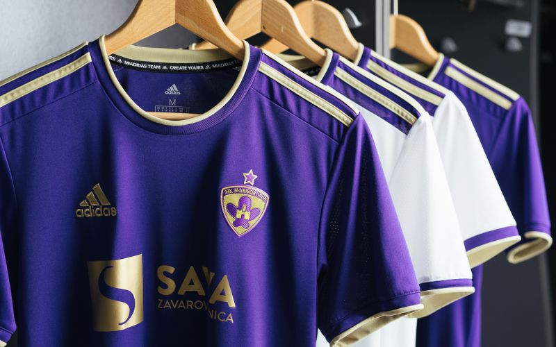 Novi dresi NK Maribor za 10-letnico sodelovanja z adidasom..jpg
