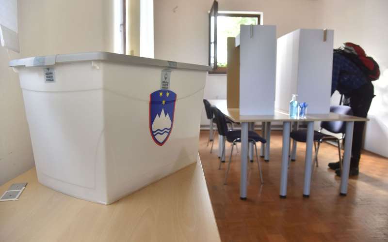 volisce referendum volitve bobo.jpg
