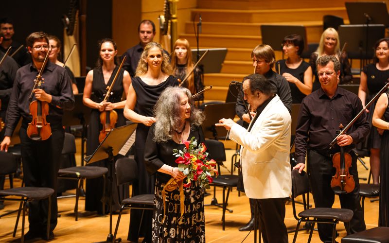 Martha Argerich in Charles Dutoit 6