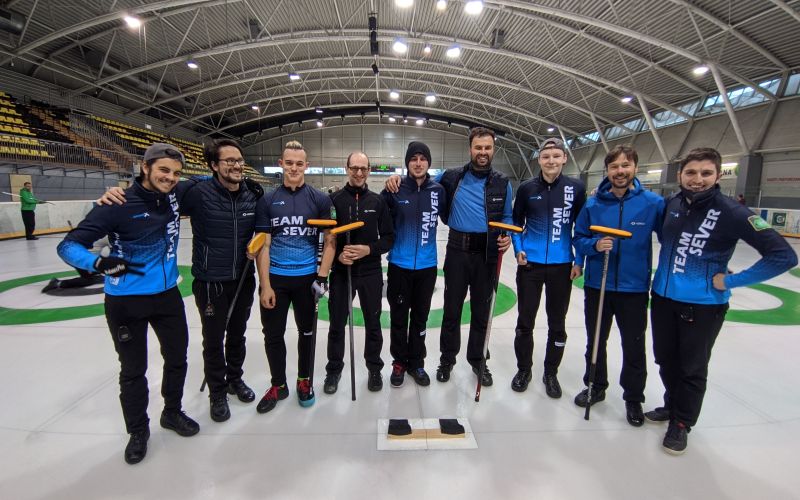 Veriga curling Team_Team Sever (Državno prvenstvo ledena dvorana Zalog).jpg