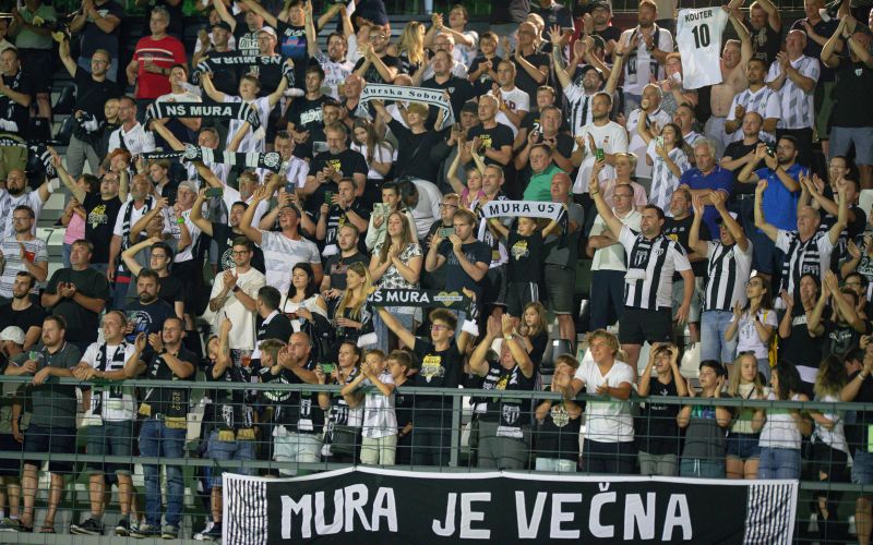 mura navijaci ac.jpg