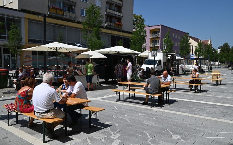 sočna-vilica, murska-sobota, hrana-in-pijača