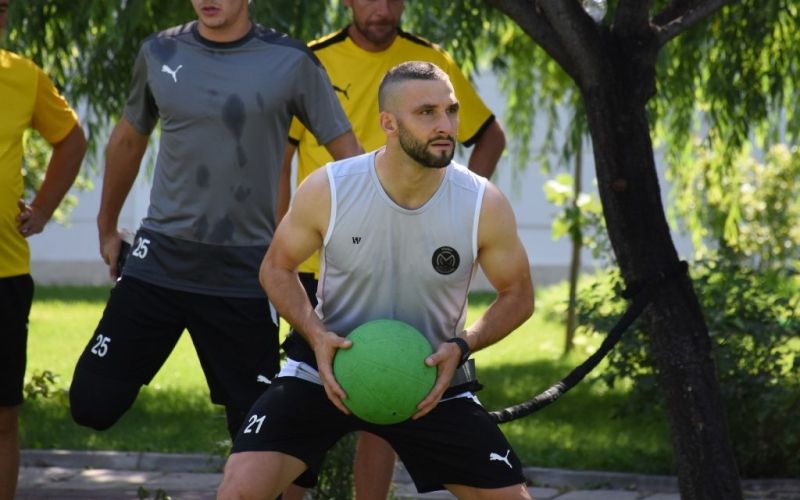 manisa kouter.jpg