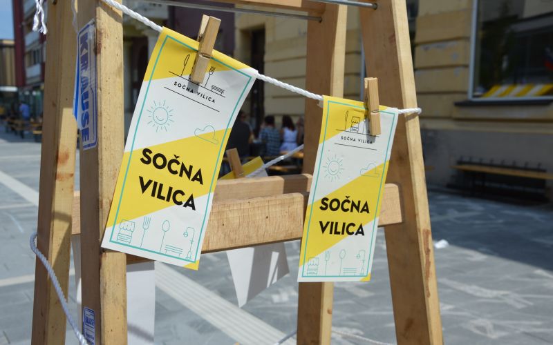 sočna-vilica, ulična-kulinarika, slovenska-ulica