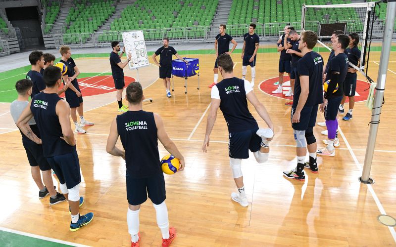 slovenija odbojka.jpg