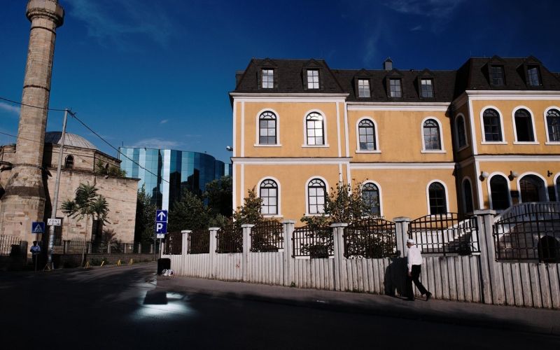 priština