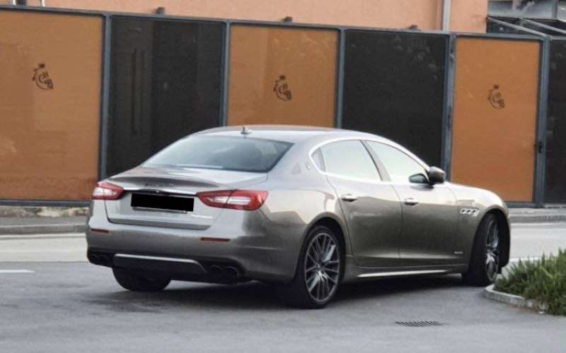 snežič maserati.jpg
