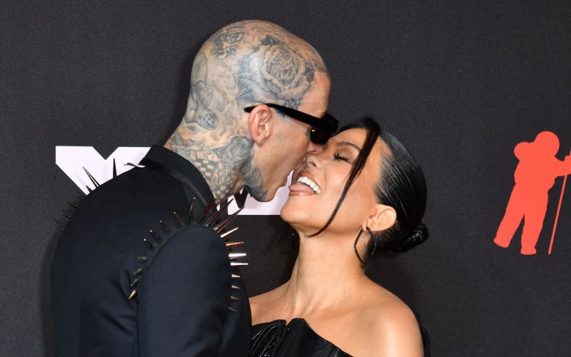kourtney-kardashian, travis-barker