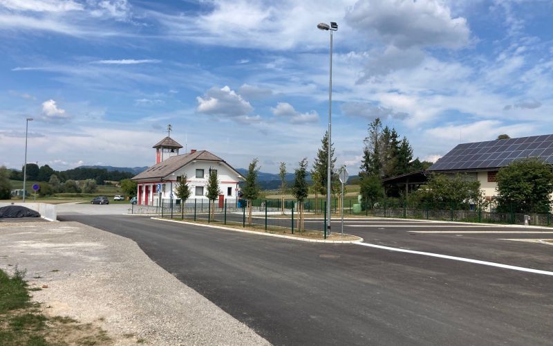 omt___pza_pri_gasilskem_domu__foto_omt_1_.jpg