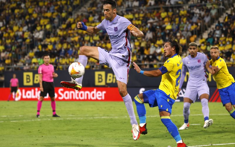 barcelona cadiz busquets re.JPG