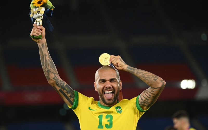 dani alves.jpg