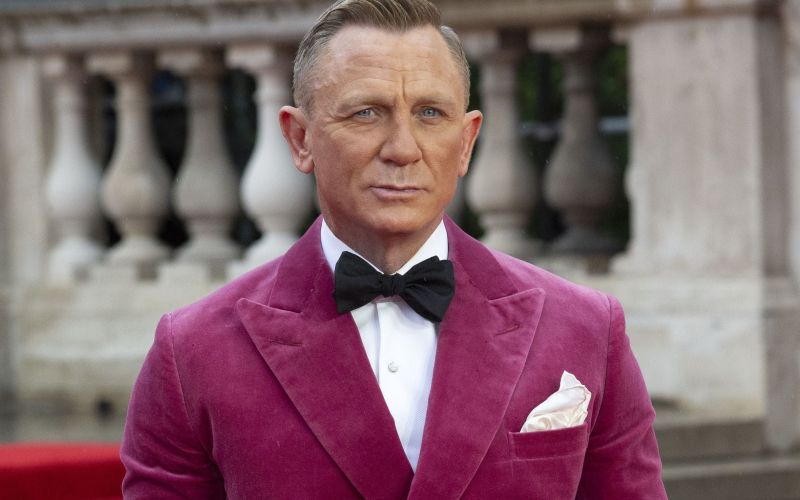 Daniel Craig