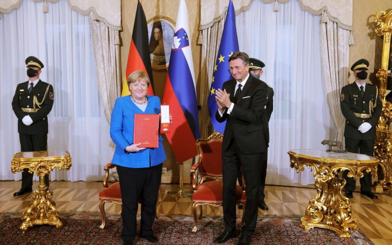 borut-pahor, angela-merkel, odlikovanje