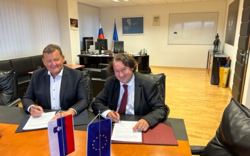 Min za izobraževanje (2).jpg