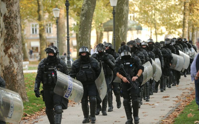 protest4 - Primoz Lavre.jpg