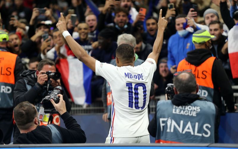 kylian mbappe francija pm.jpg