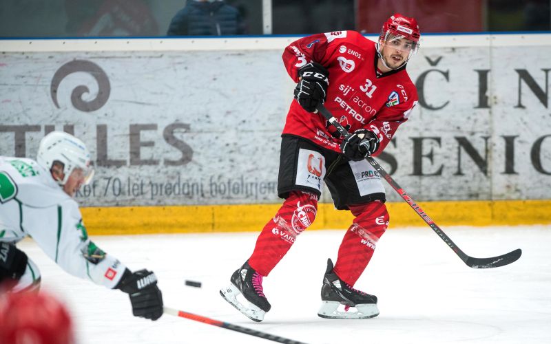 eric pance 22 jesenice olimpija.jpg