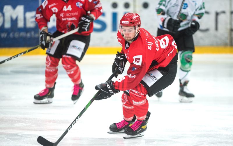 urukalo 22 jesenice olimpija.jpg