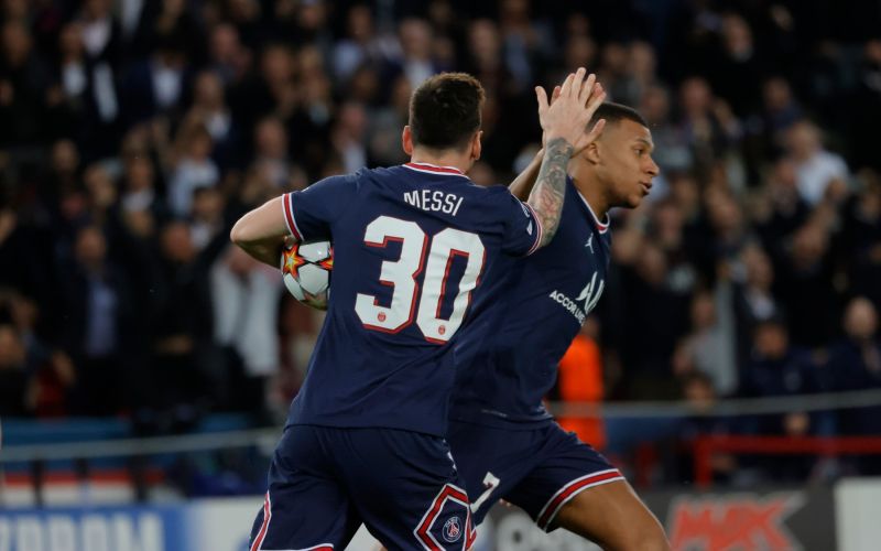 messi mbappe psg pm.jpg