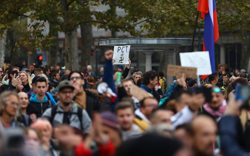 sredini-protesti