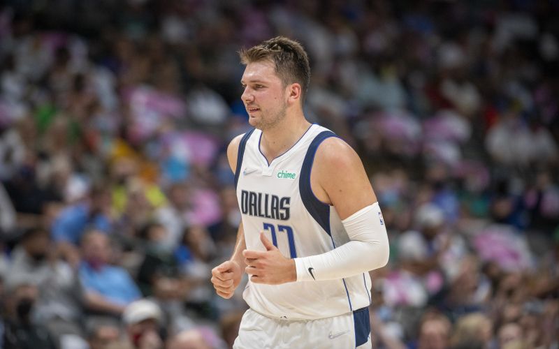 doncic 21 re.JPG